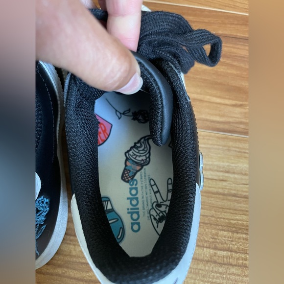 kids adidas superstar empowering graphics FX5880 - Picture 6 of 8